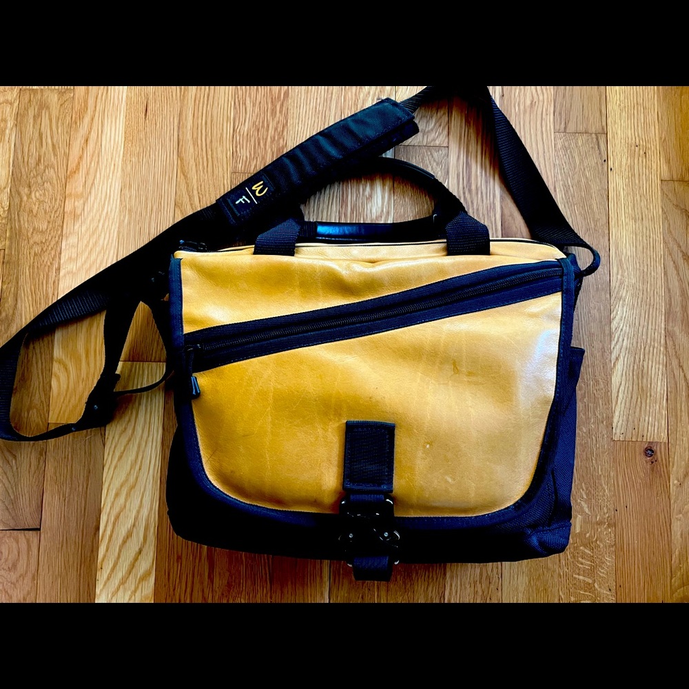 Waterfield awesome cargo briefcase